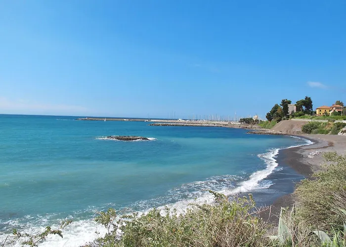 Lägenhet La Terrazza By Interhome Cipressa